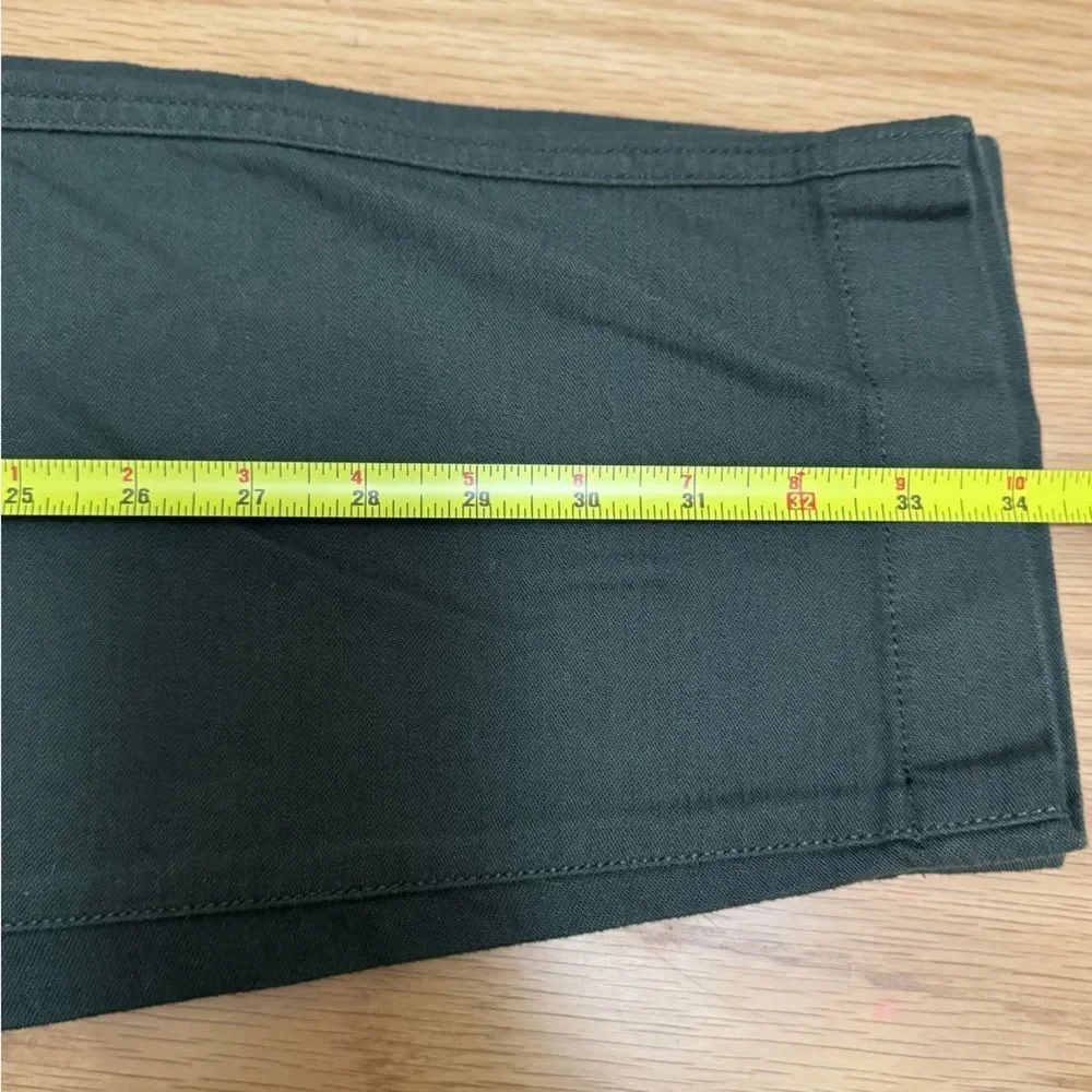 J.Crew Women’s Pants Style BT131 FA23 | Size P6 | 100% Cotton | Army Green | NWT